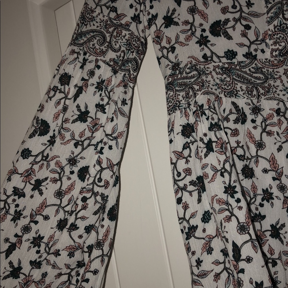 blouse - Picture 5 of 5